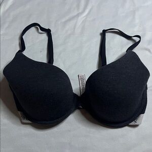 Victoria’s Secret T-Shirt Lightly Lined Bra
